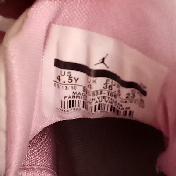 Micheal Jordan Air Size 4.5Y White-Pink-Gray Colors SBA31 - Picture 8 of 8